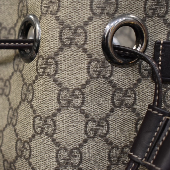 GUCCI🌟VINTAGE🌟RARE🌟AUTHENTIC🌟DRWSTRNG BCKPCK - Picture 8 of 8